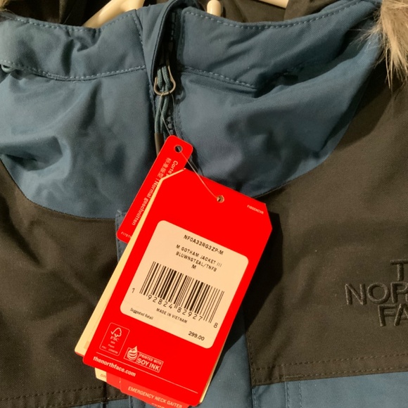 The North Face Men’s Gotham III Waterproof Jacket In Blue Wing Teal - Picture 5 of 16